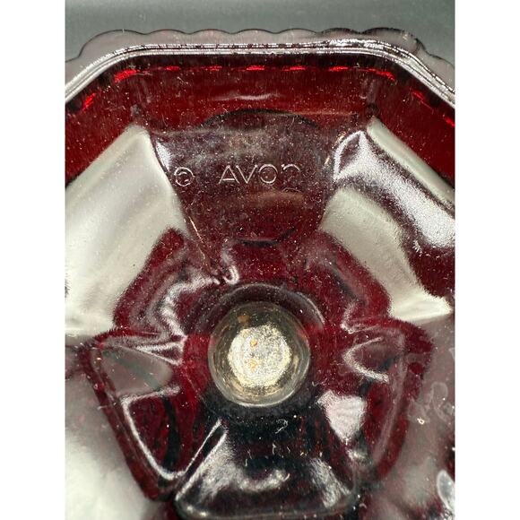Vintage Avon Cape Cod Ruby Red Candle Holders–Pressed Glass - Set of 2 - Picture 5 of 8